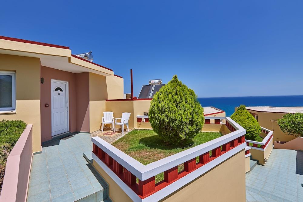 Stalida Everest Apartments And Suites מראה חיצוני תמונה