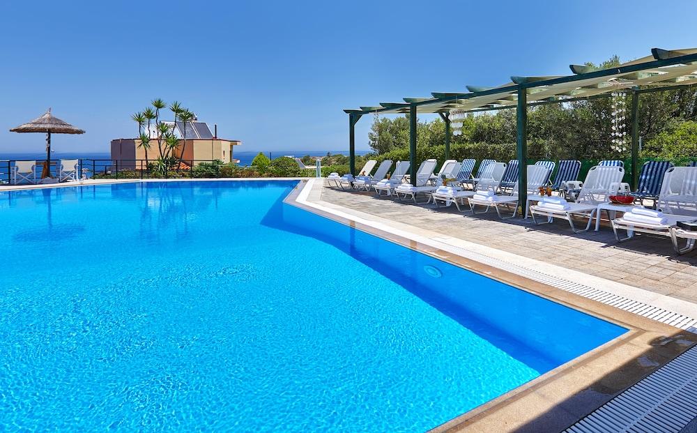 Stalida Everest Apartments And Suites מראה חיצוני תמונה