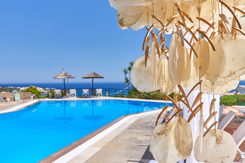 Stalida Everest Apartments And Suites מראה חיצוני תמונה