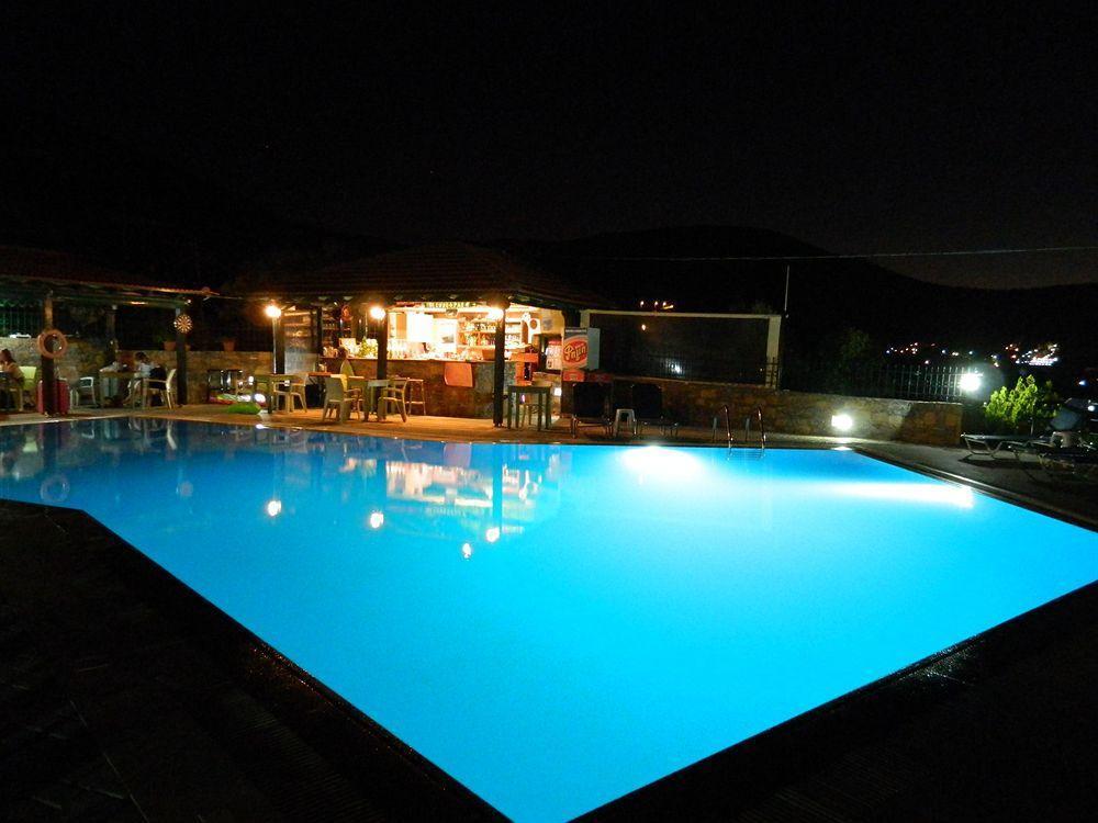 Stalida Everest Apartments And Suites מראה חיצוני תמונה